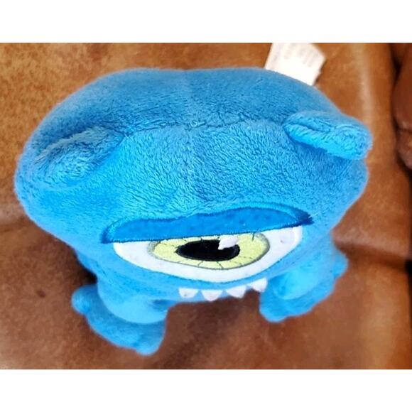 6 Inch Blue One Eyed Cyclops Monster Alien U-Neeks Stuffed Plush Dayspring - Picture 5 of 10